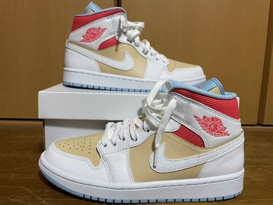 Nike Women's Air Jordan 1 Mid SE "Sesame"