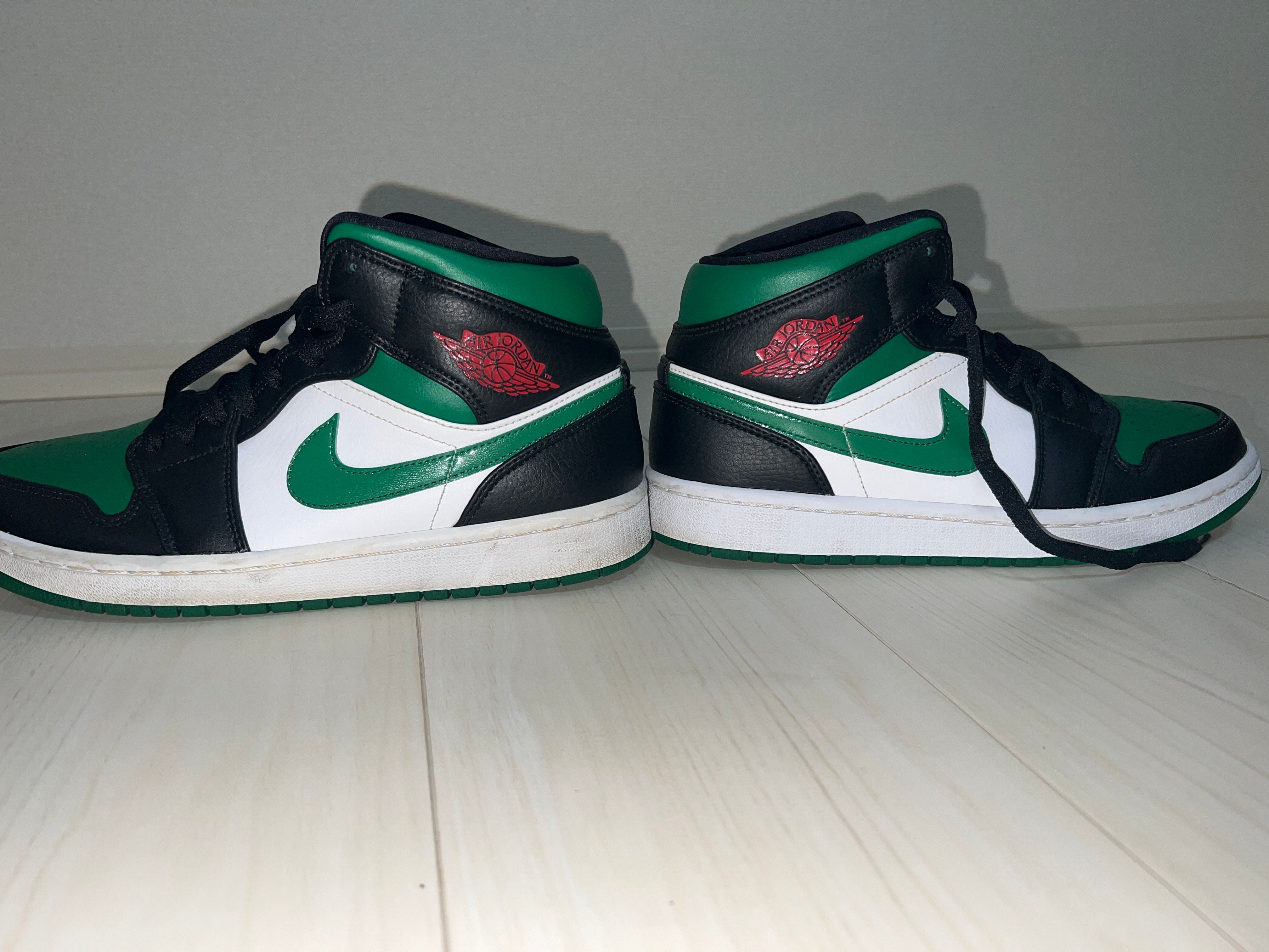 NIKE AIR JORDAN 1 MID "PINE GREEN"