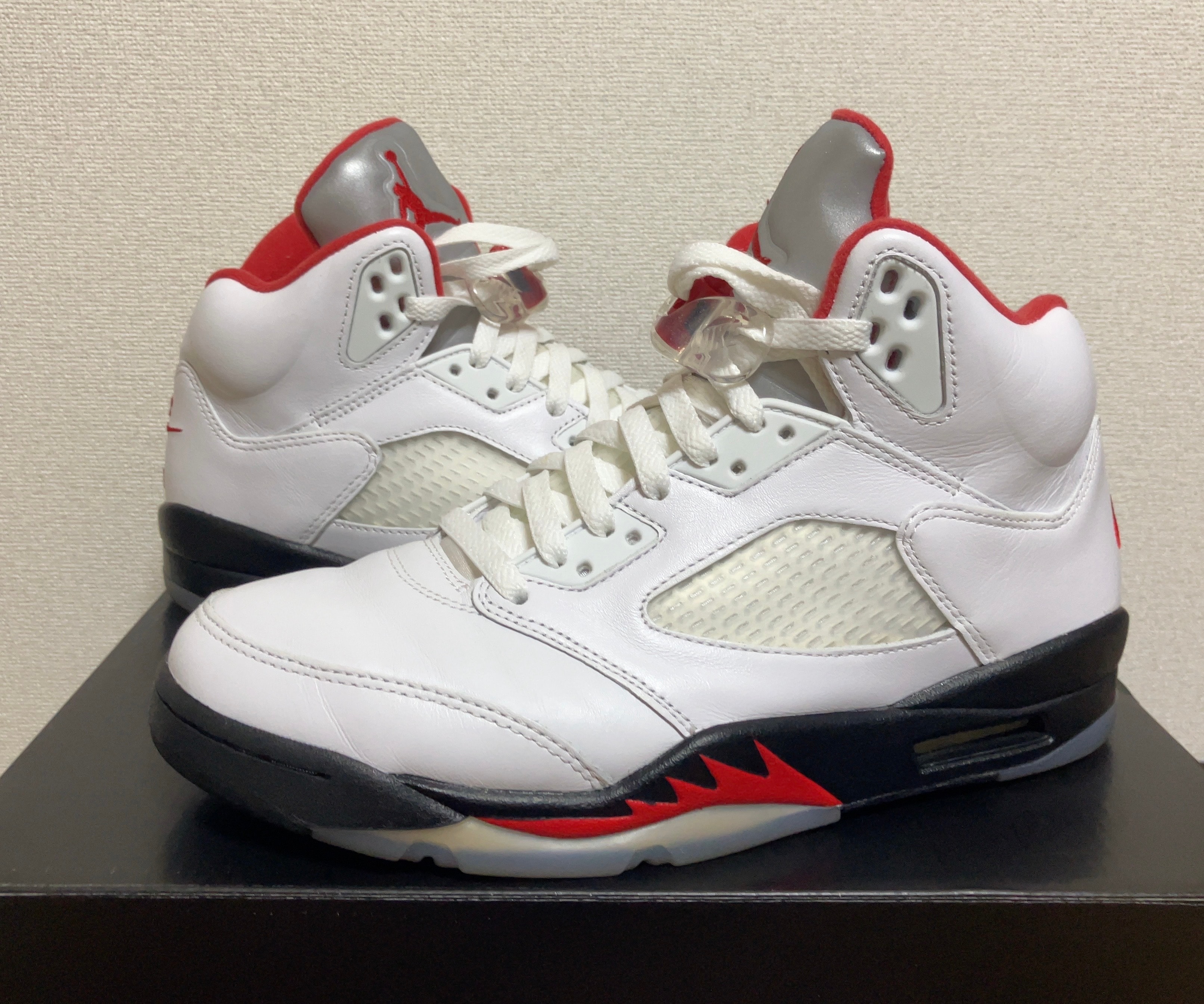 エアジョーダン5(AJ5) 人気の新作/中古通販【スニーカーダンク】