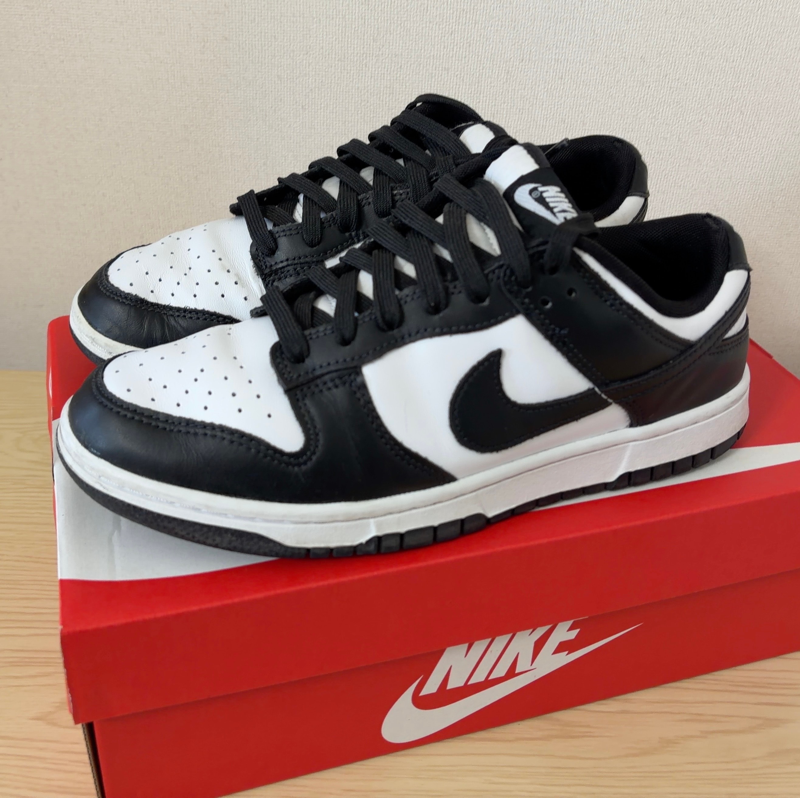Nike Dunk Low Retro "Panda/White/Black"
