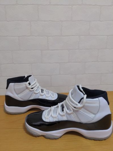 Nike Air Jordan 11 Retro "Concord" (2018)