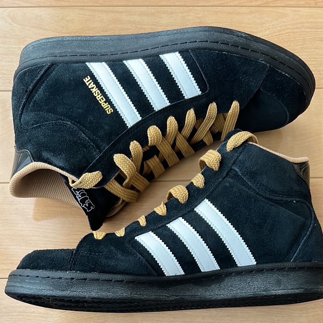 adidas Sneeze Superskate "Black White/Golden Beige"