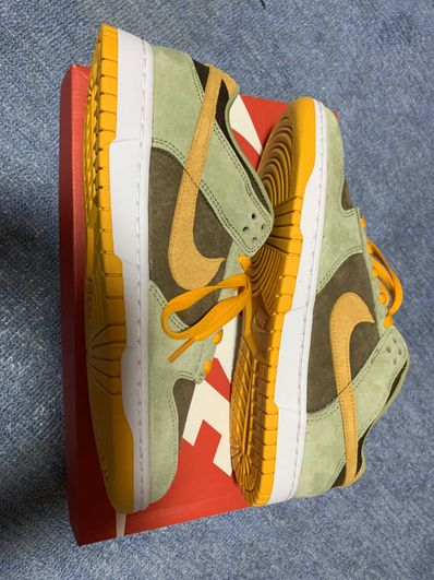 Nike Dunk Low SE "Dusty Olive"