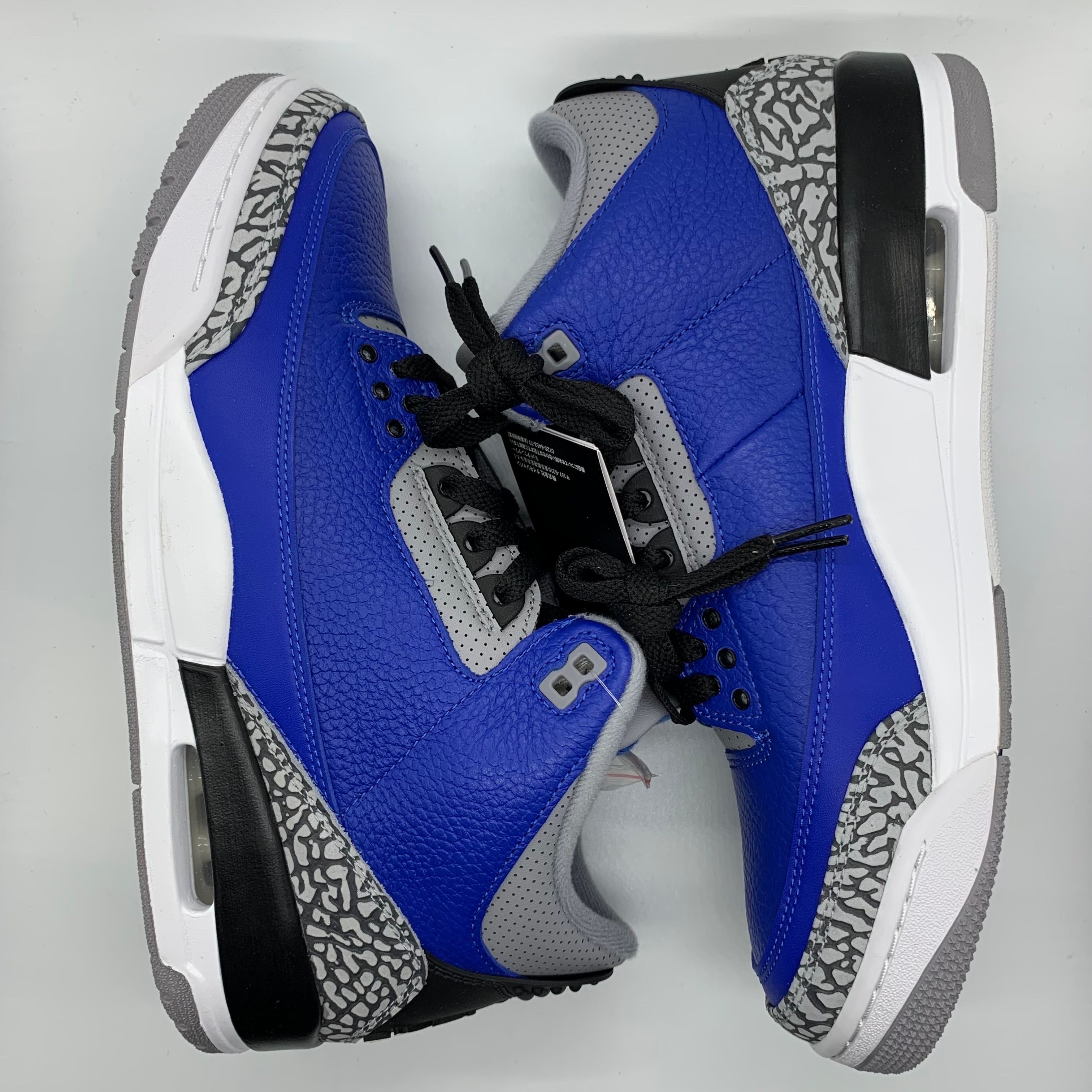 NIKE AIR JORDAN 3 "VARSITY ROYAL"