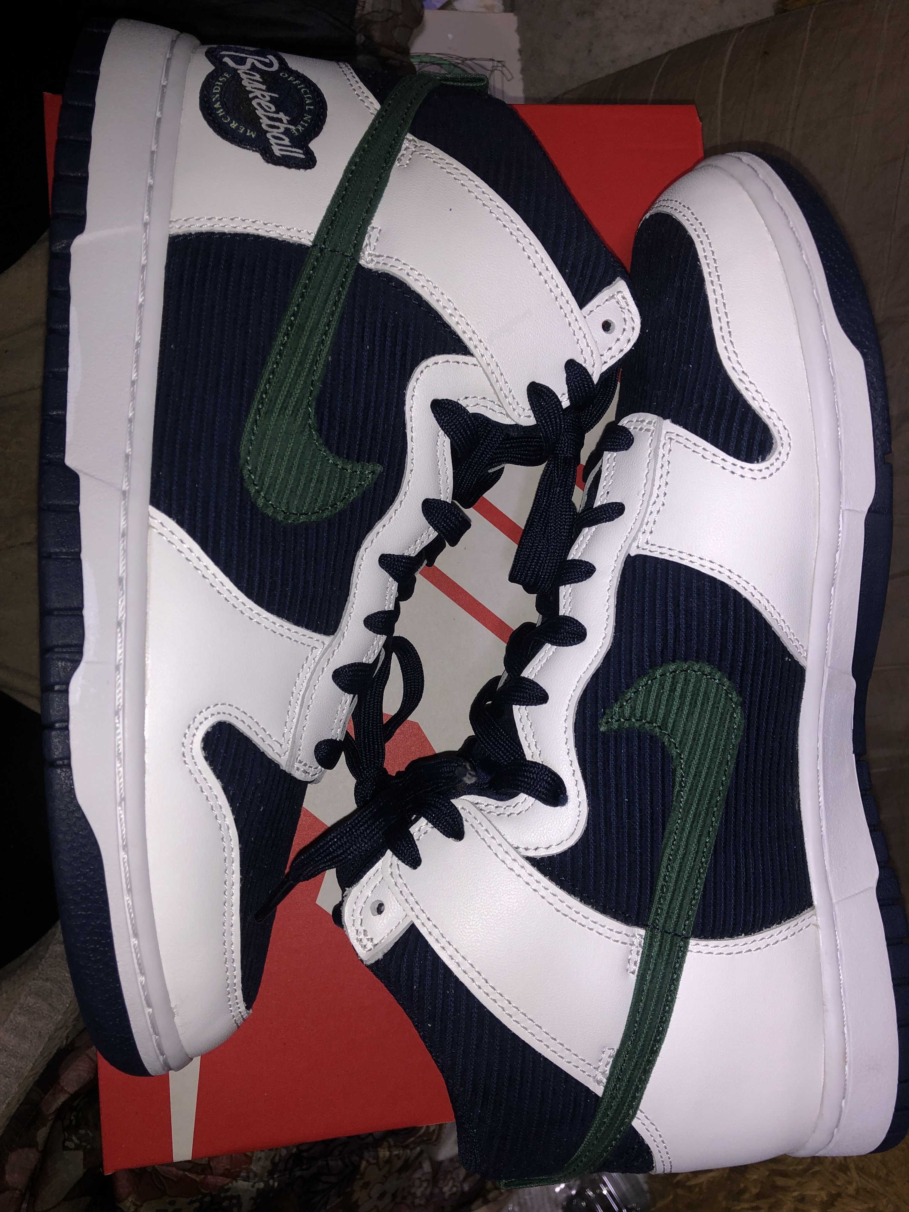 Nike Dunk High EMB "College Navy"