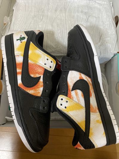 Nike SB Dunk Low "Raygun Tie-Dye/Black"