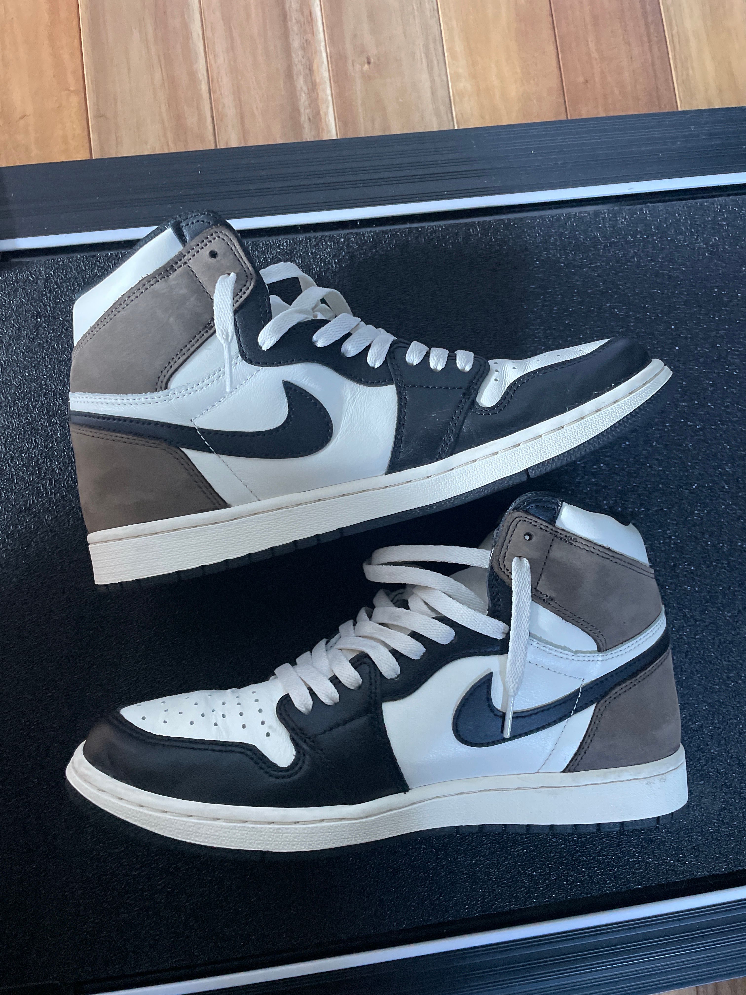 Nike Air Jordan 1 High OG "Sail/Dark Mocha/Black"