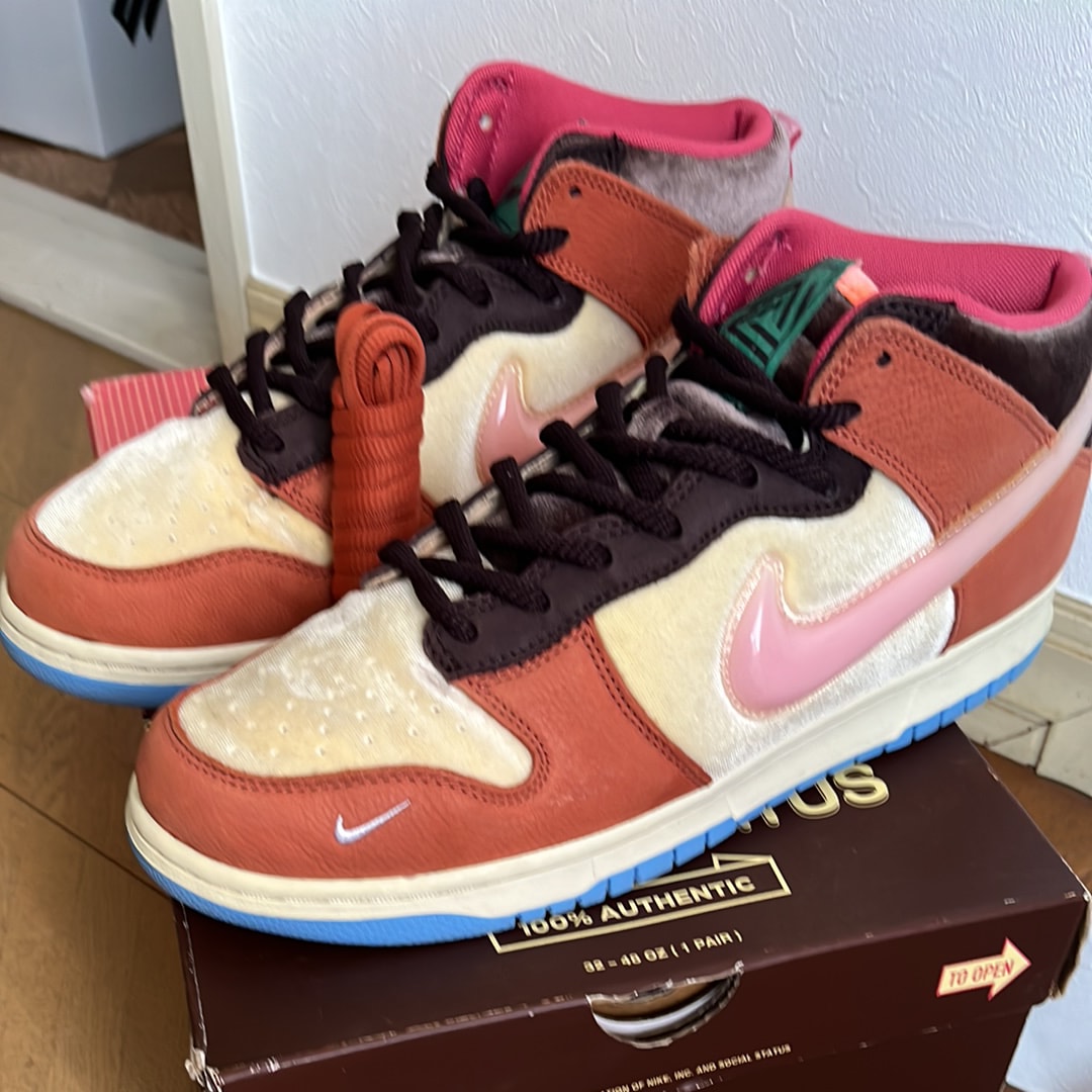 Social Status × Nike Dunk Mid "Chocolate Milk"