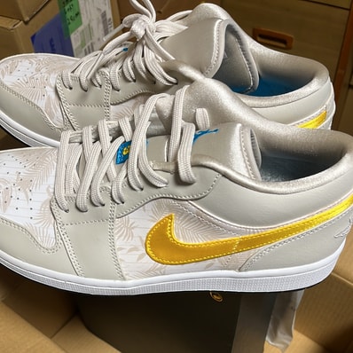Nike Air Jordan 1 Low "Light Orewood Brown/Amarillo White/Laser Blue"