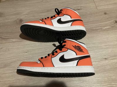Nike Air Jordan 1 Mid SE "Turf Orange"