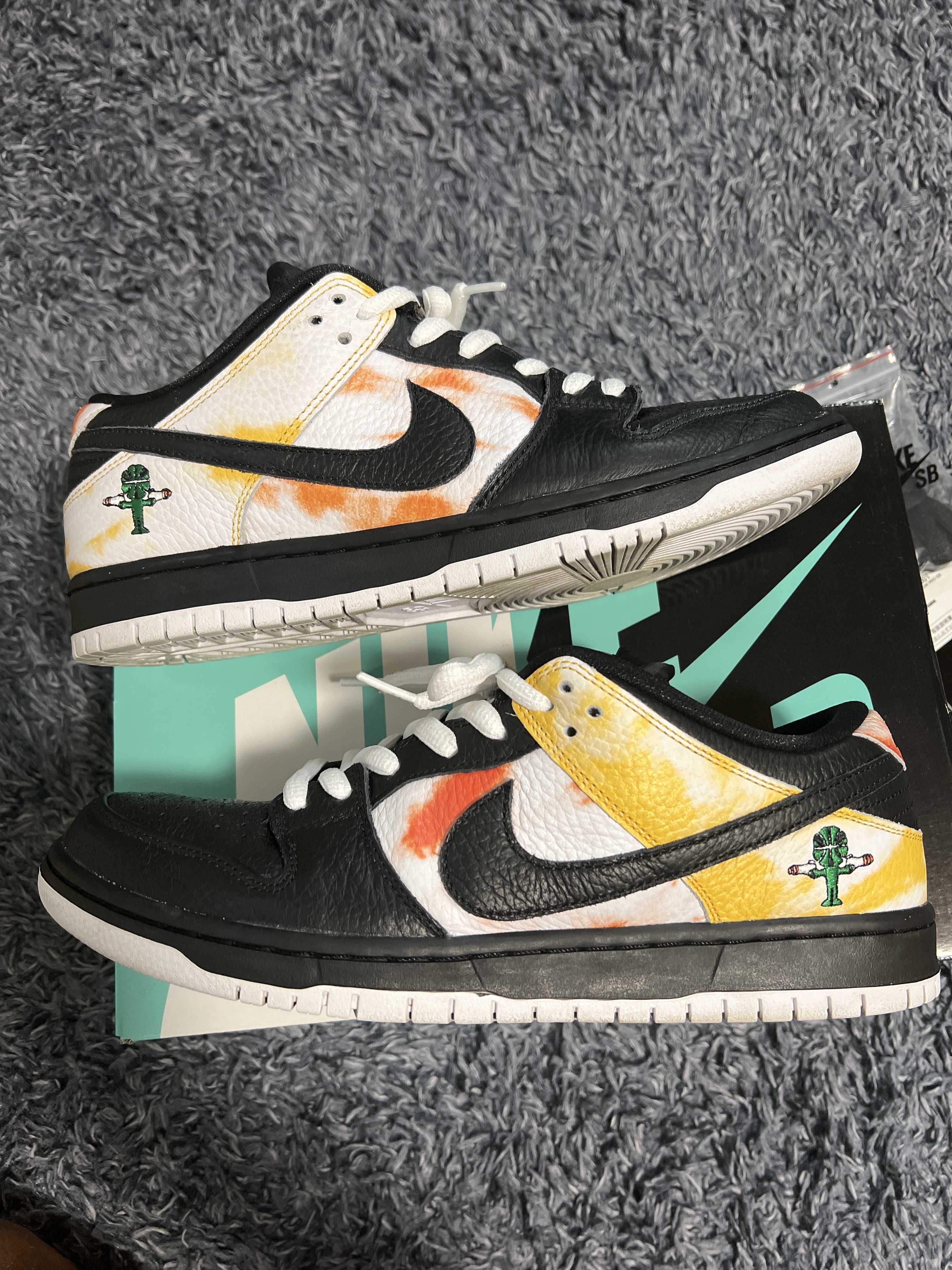 Nike SB Dunk Low "Raygun Tie-Dye/Black"