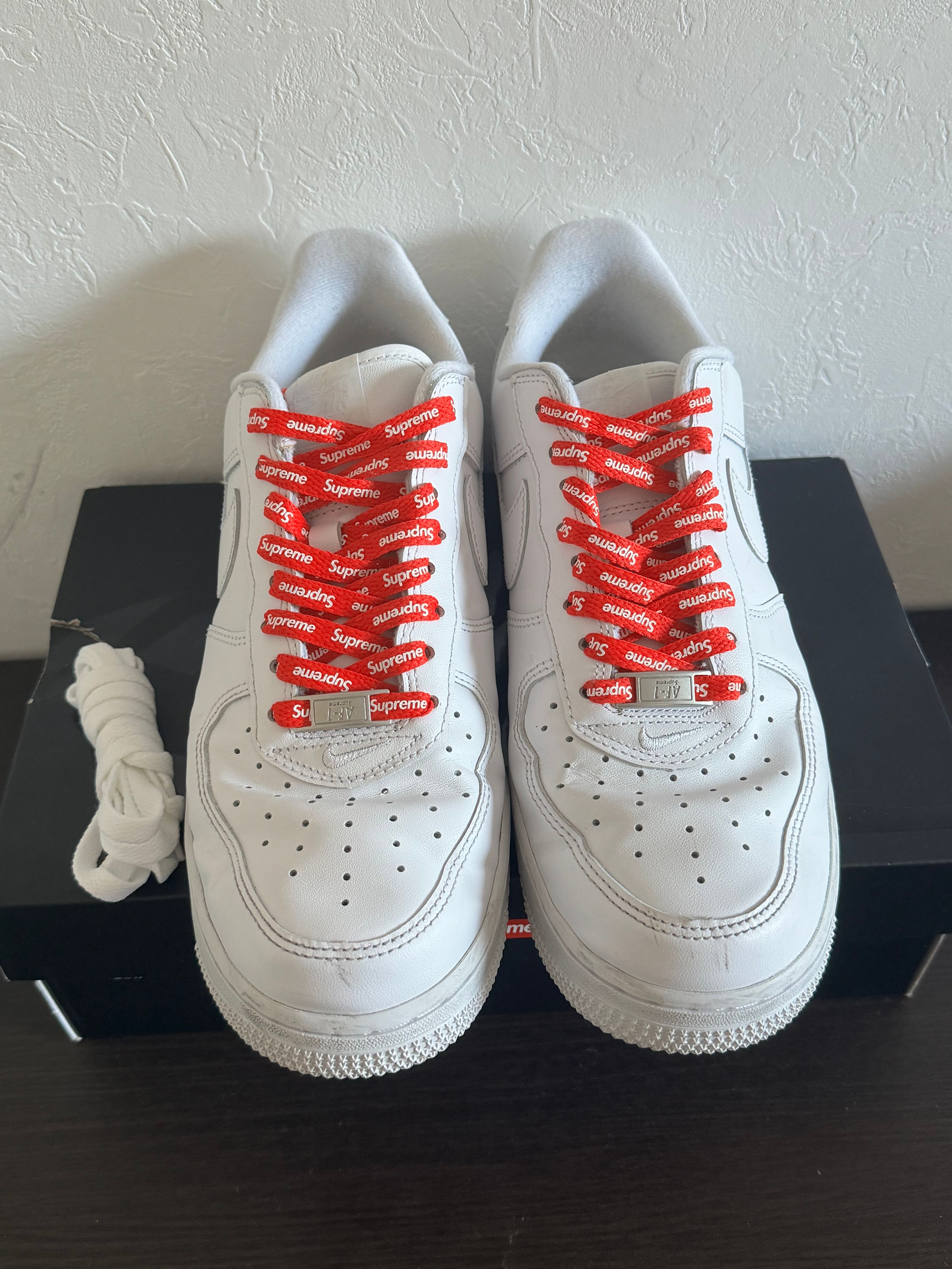 Supreme × Nike Air Force 1 Low "White"