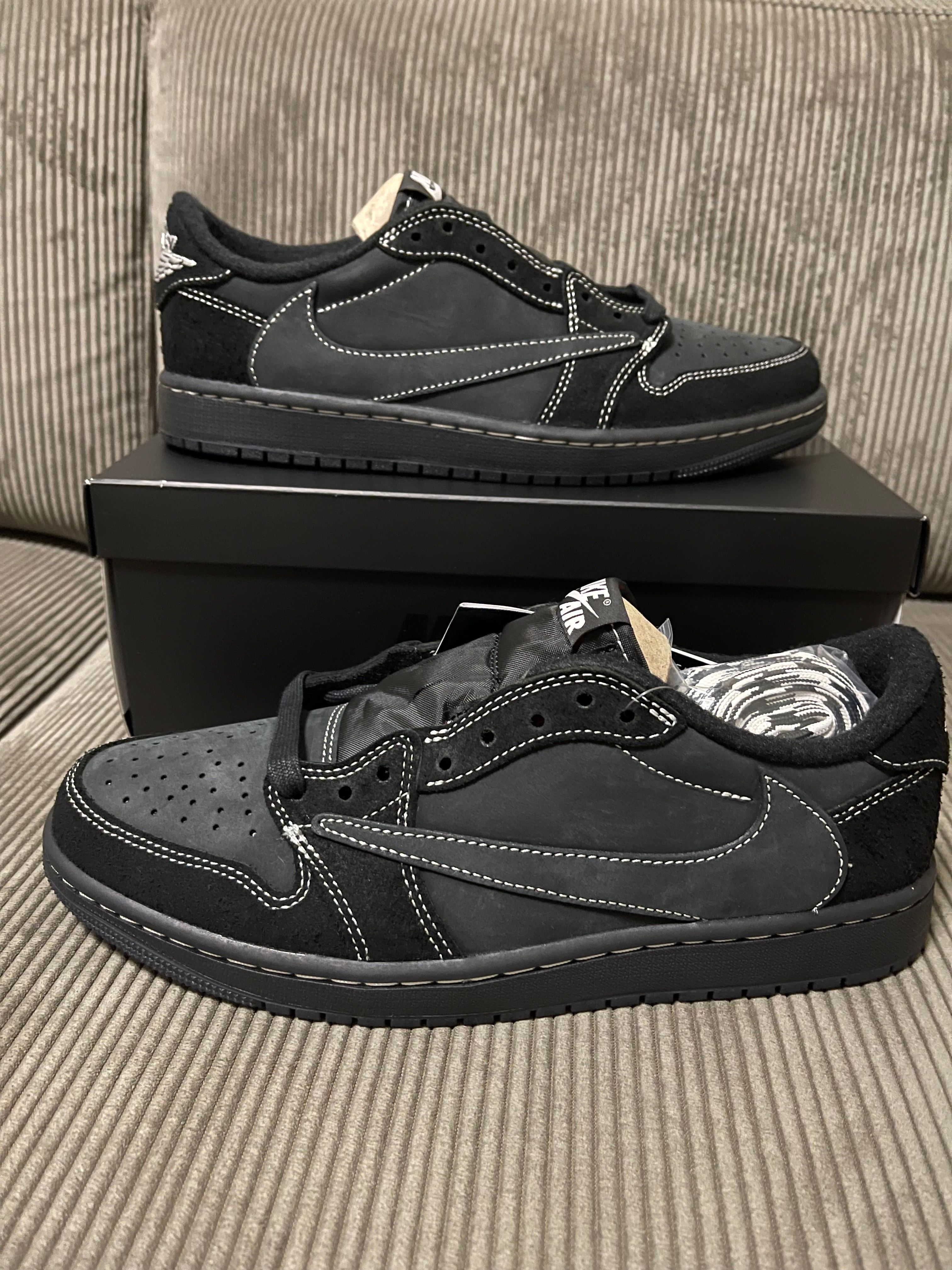 Travis Scott × Nike Air Jordan 1 Low OG SP "Black Phantom"
