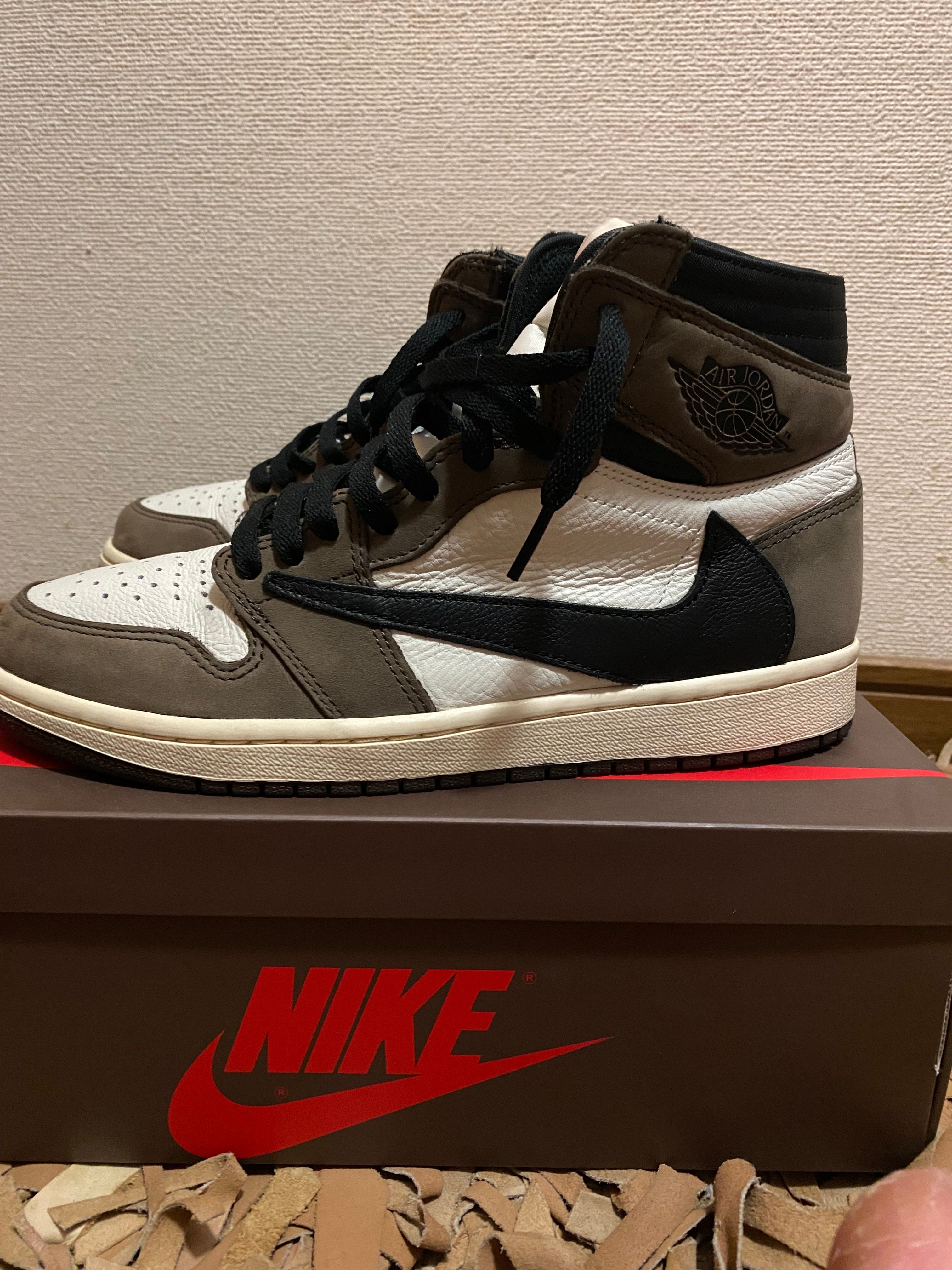 Travis Scott × Nike Air Jordan 1 Retro High OG TS SP "Sail/Dark Mocha"