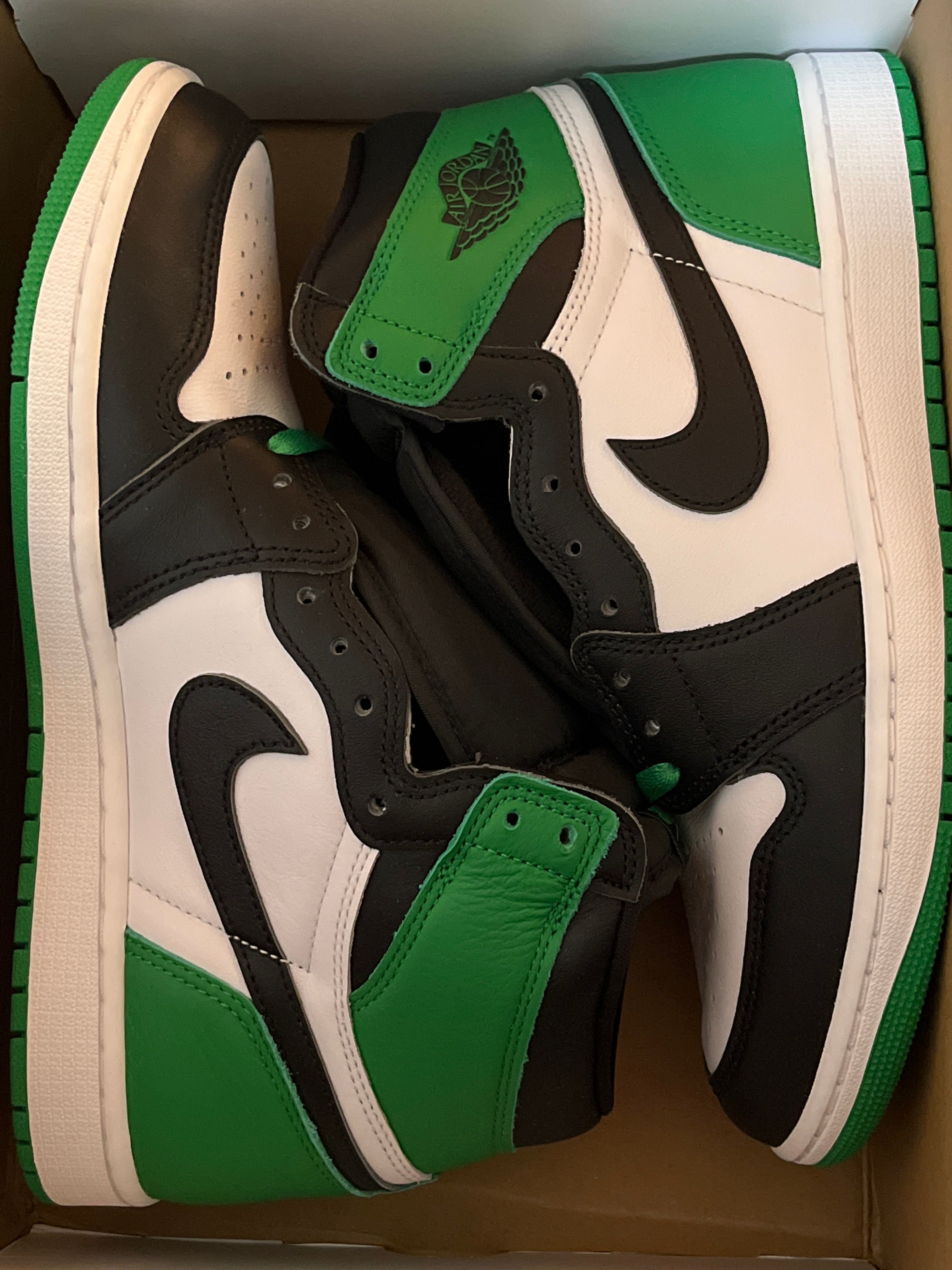 Nike Air Jordan 1 Retro High OG "Celtics/Black and Lucky Green" (2023)