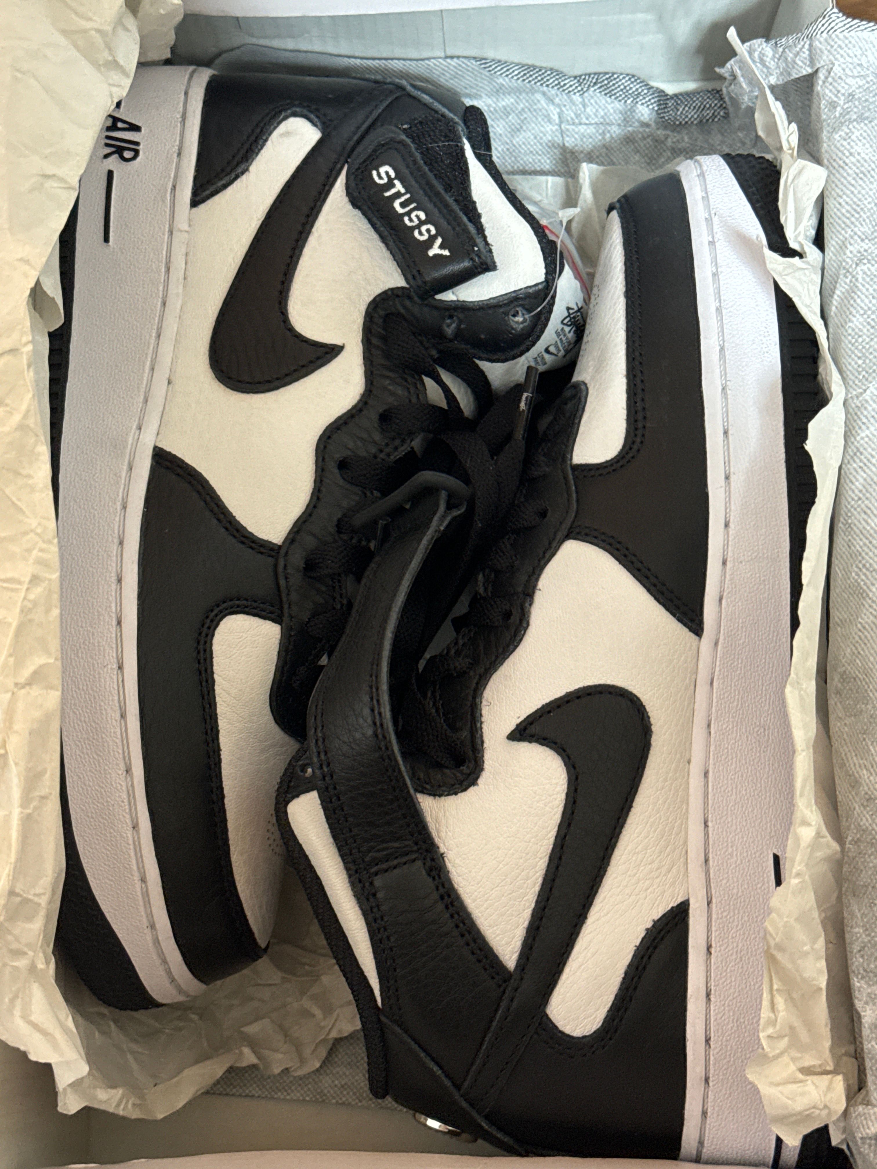 Stussy × Nike Air Force 1 Mid "Black and Light Bone"