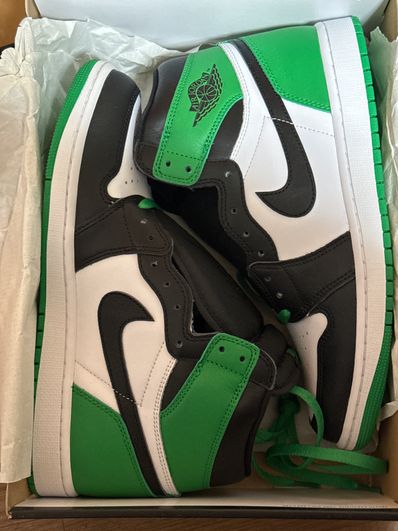 Nike Air Jordan 1 Retro High OG "Celtics/Black and Lucky Green" (2023)