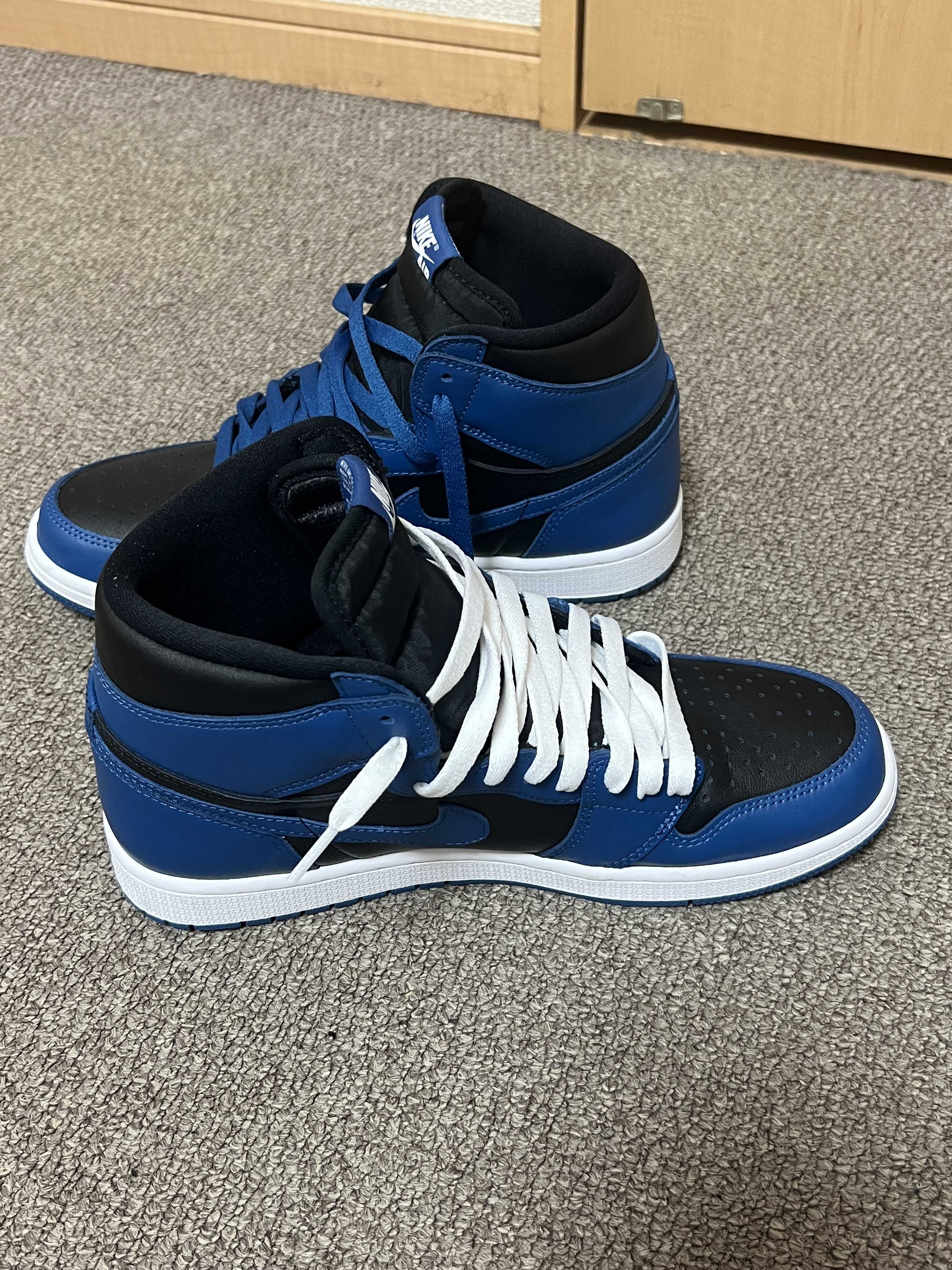 Nike Air Jordan 1 Retro High OG "Dark Marina Blue"