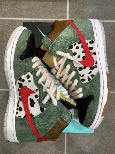 Nike SB Dunk High Pro QS "Dog Walker"