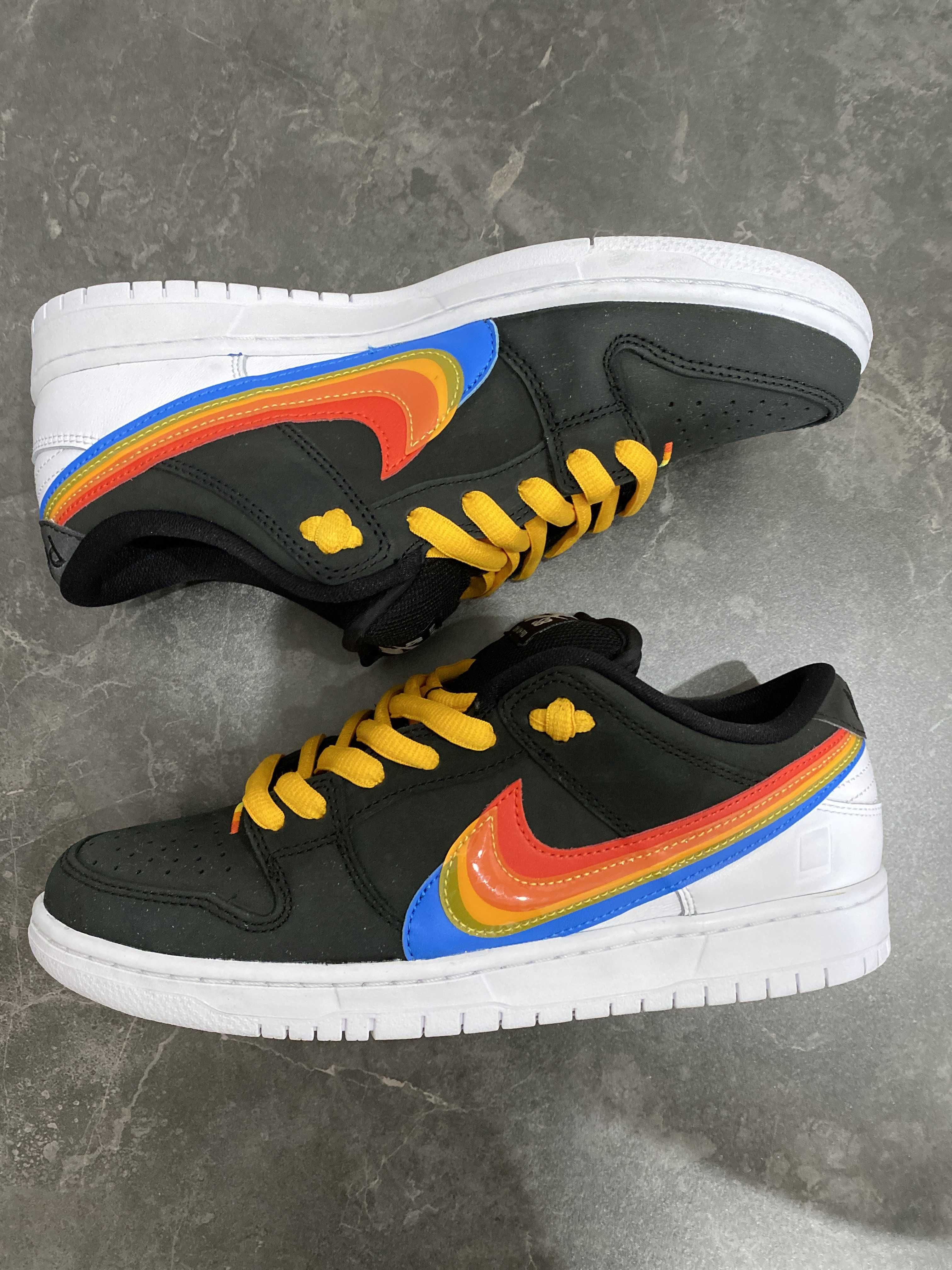 Polaroid × Nike SB Dunk Low Pro QS "Black/White"