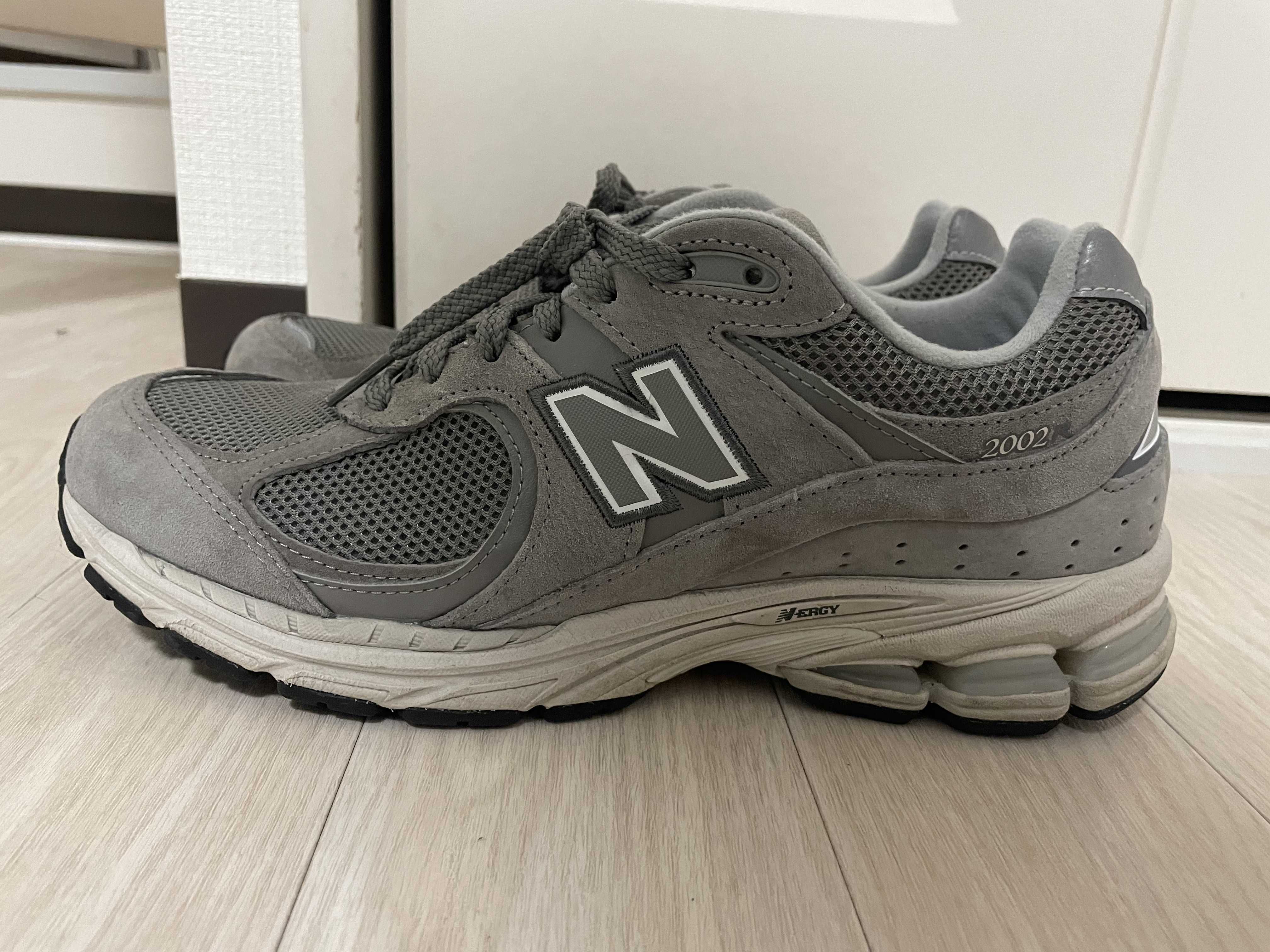 New Balance 2002R "Marblehead/Light Aluminum"