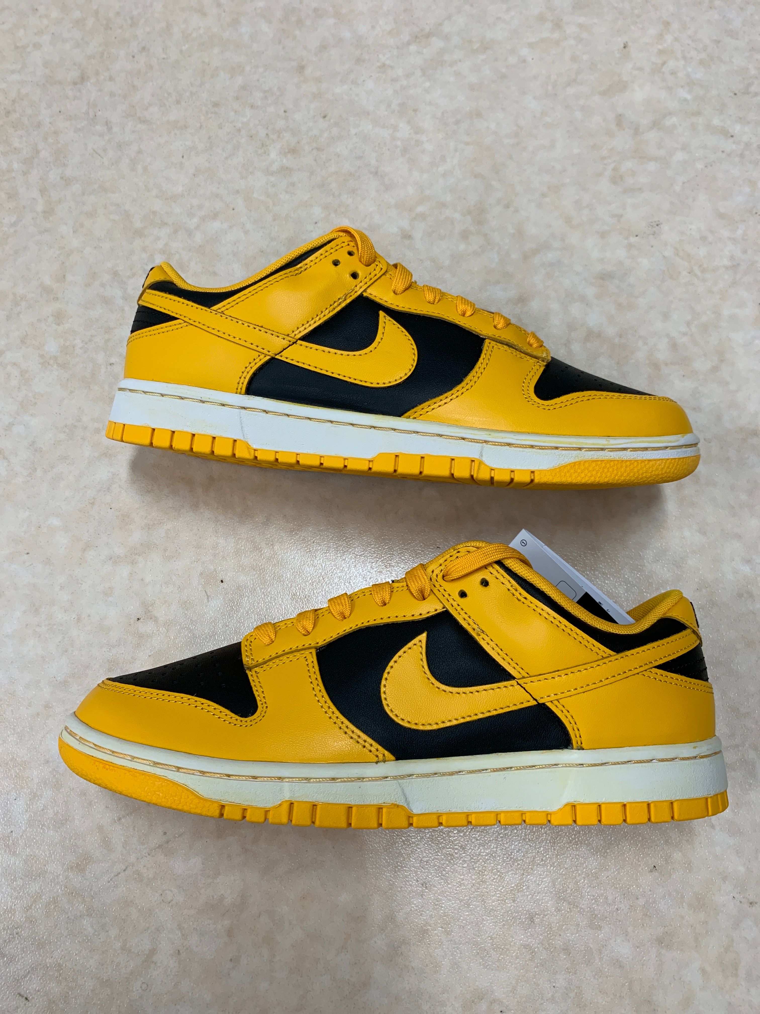 Nike Dunk Low "Championship Goldenrod"
