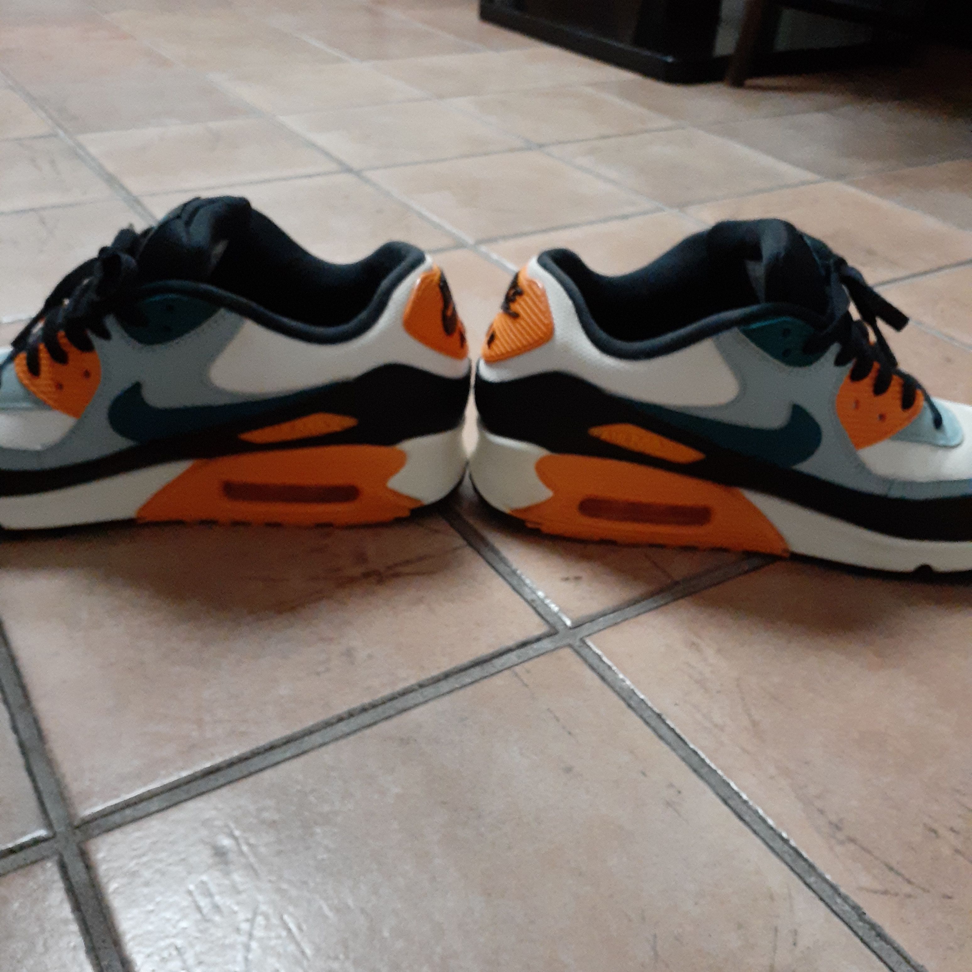 Nike Air Max 90 Essential "Geode Teal/Kumquat"