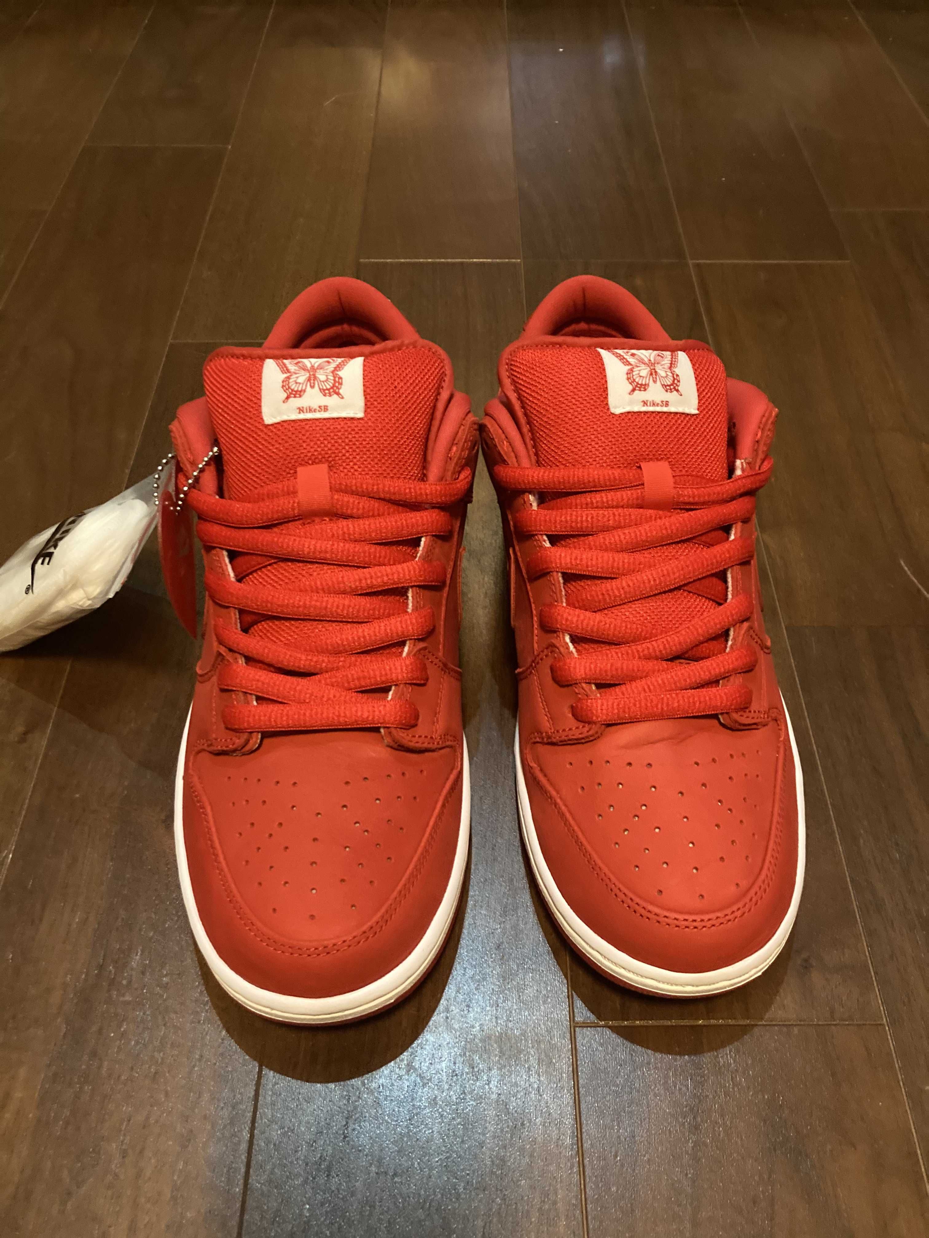 Girls Don't Cry × Nike SB Dunk Low Pro QS "Red" / VERDY
