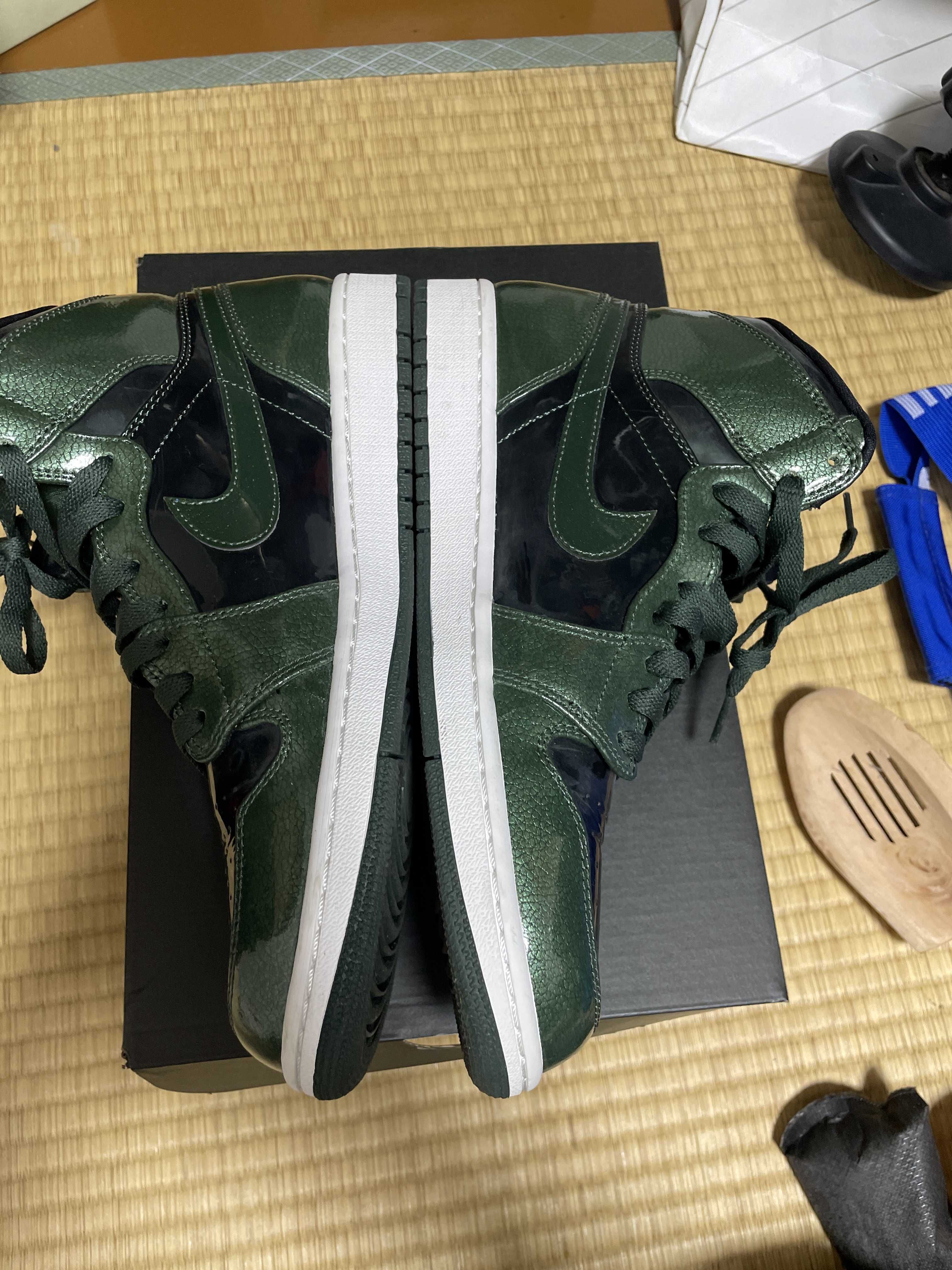 Nike Air Jordan 1 Retro High "Grove Green"