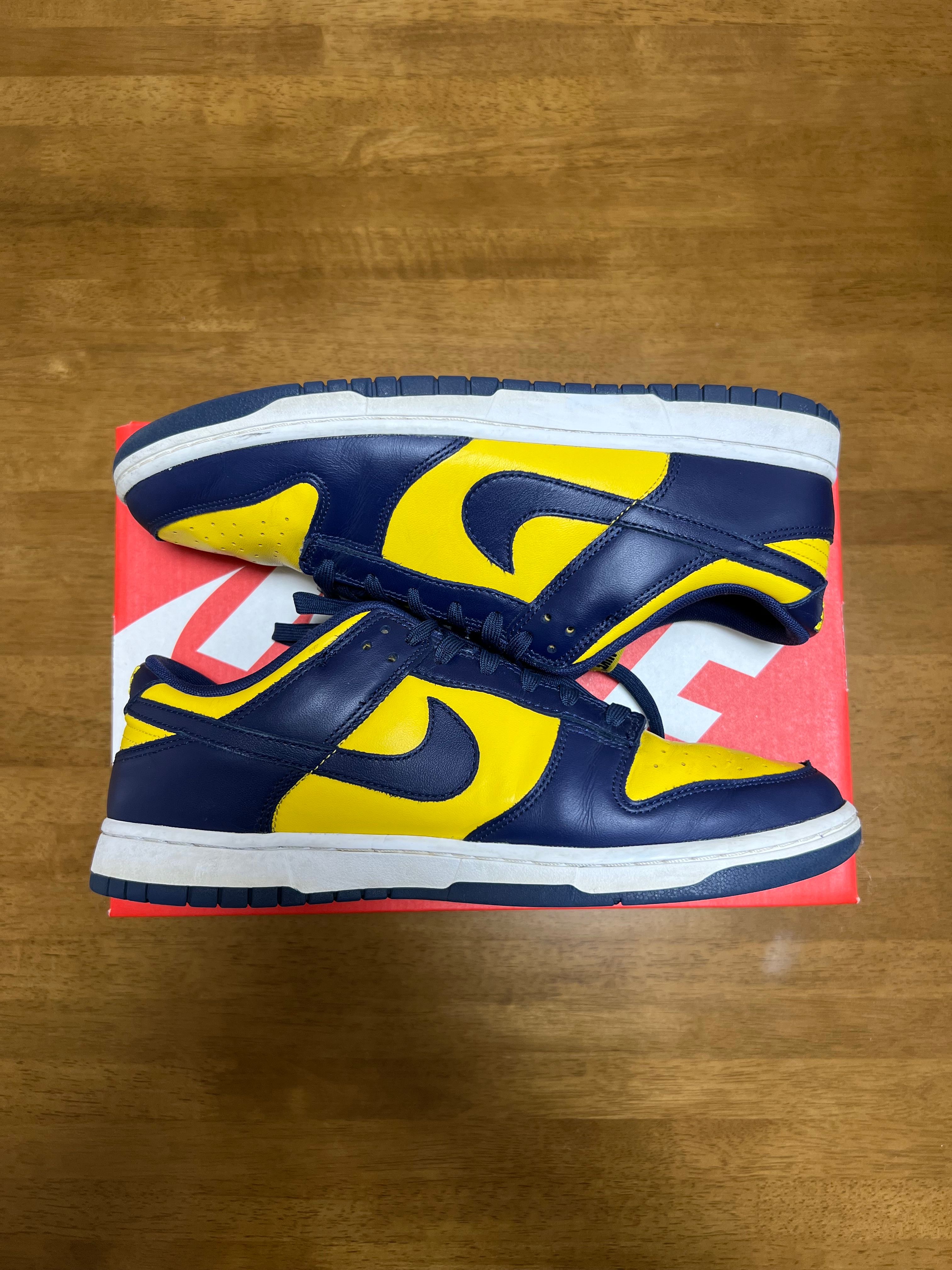 Nike Dunk Low "Michigan"