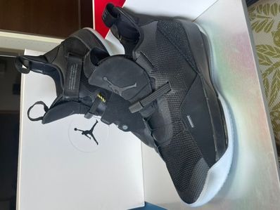 Nike Air Jordan XXXIII "Blackout"