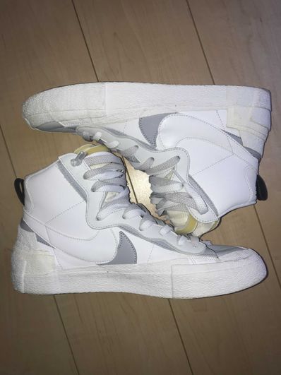 sacai × NIKE BLAZER MID "WHITE/WOLF GREY"