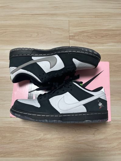 STAPLE × Nike SB Dunk Low "Pigeon Black/White"
