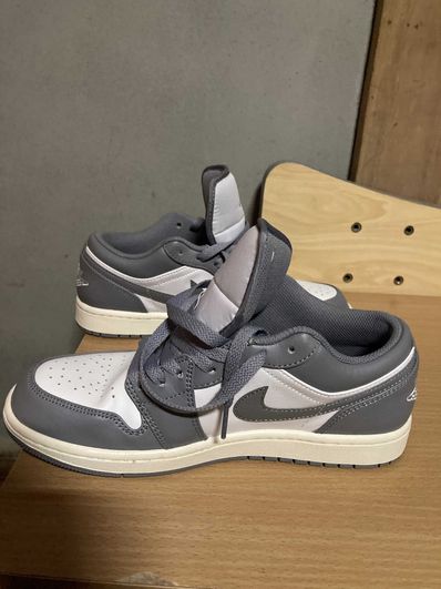 Nike Air Jordan 1 Low "Vintage Grey"