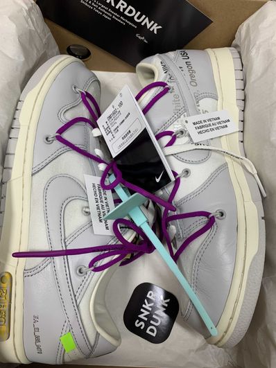 Off-White × Nike Dunk Low 1 of 50 "Lot.21"