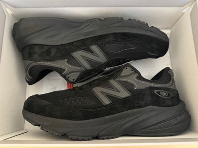 New Balance 990V6 "Triple Black"