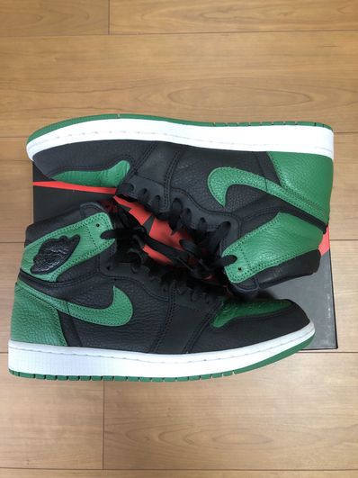 Nike Air Jordan 1 Retro High OG "Black/Pine Green" (2020)