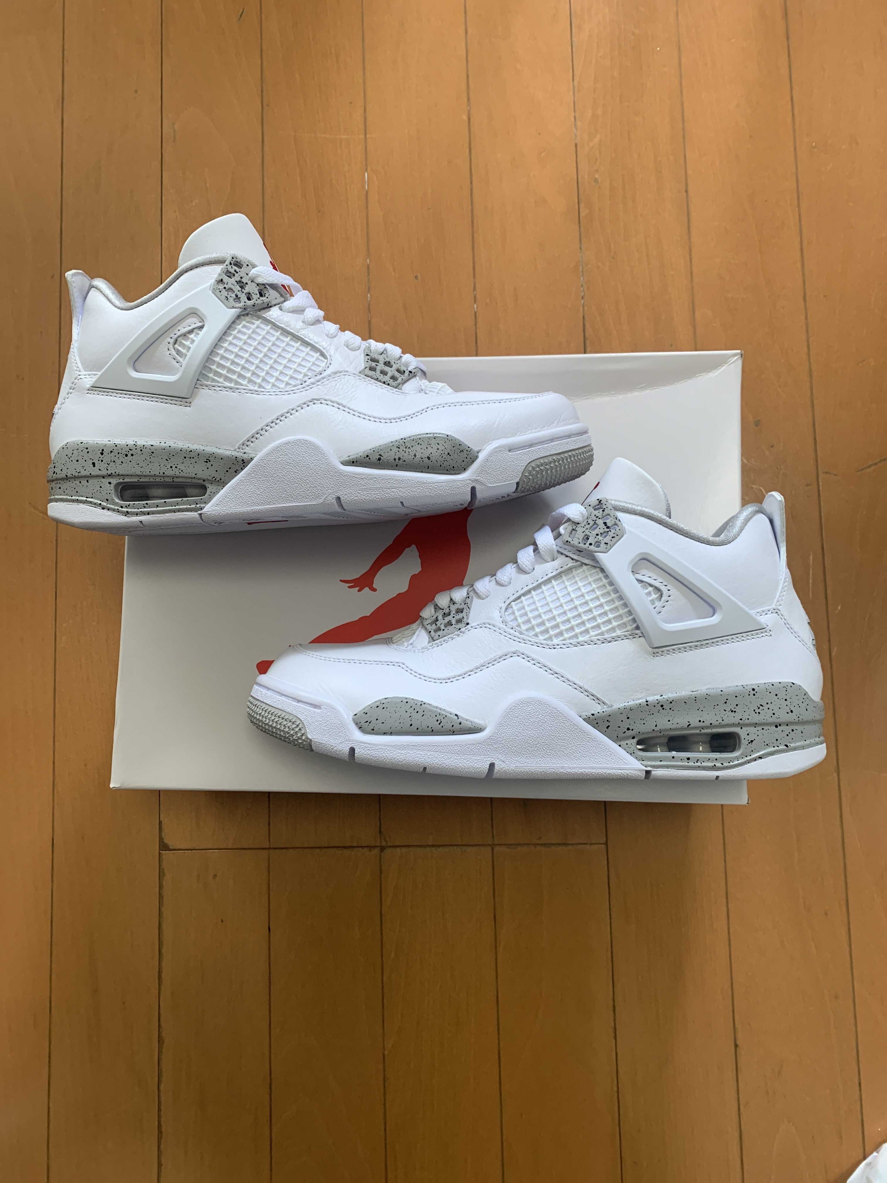 Nike Air Jordan 4 "Tech White"