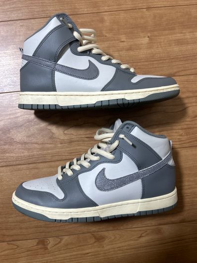 Nike Dunk High Retro SE Vintage "Light Bone and Tumbled Grey"