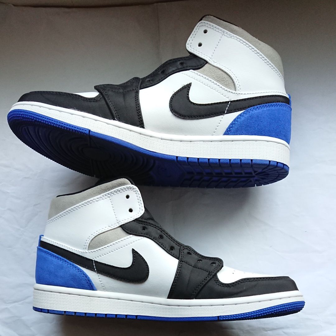 Nike Air Jordan 1 Mid "Game Royal"