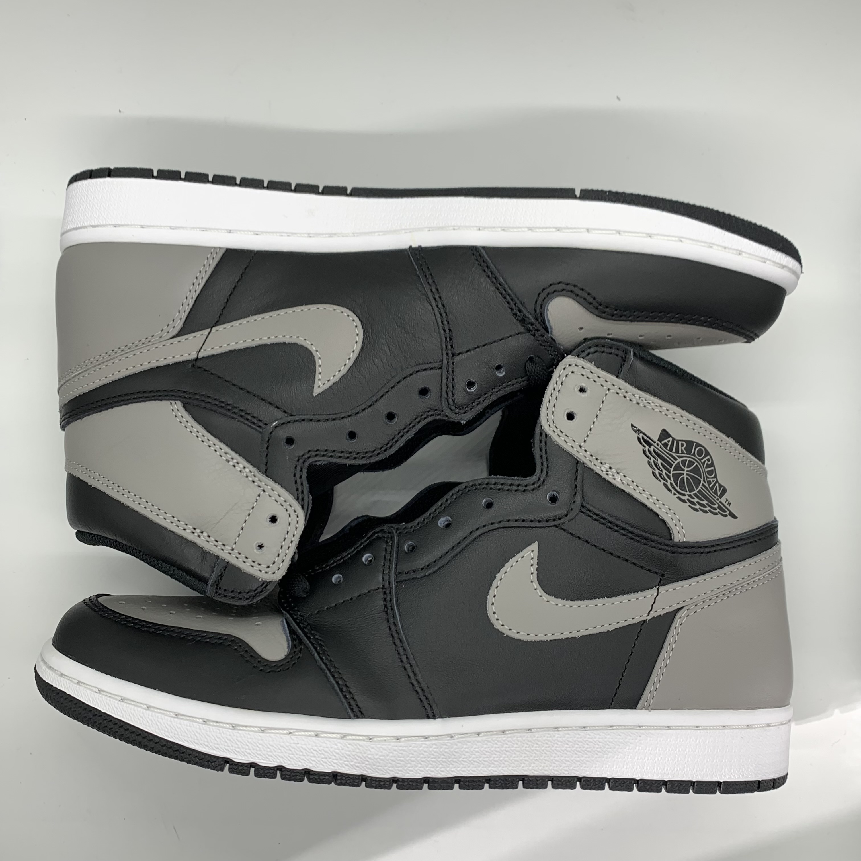 Nike Air Jordan 1 Retro High OG "Shadow"(2018)