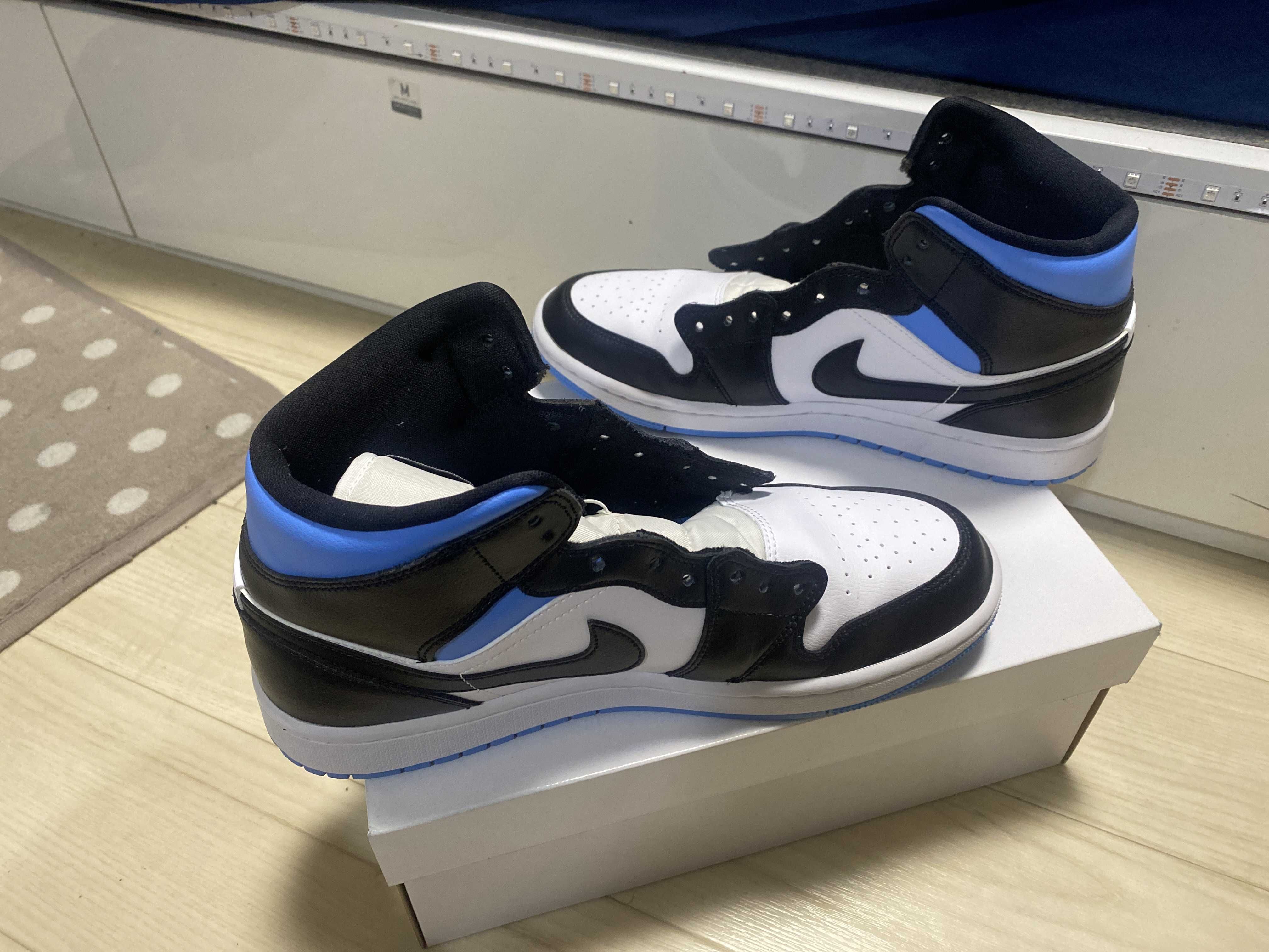 Nike Women's Air Jordan 1 Mid "Black/University Blue"