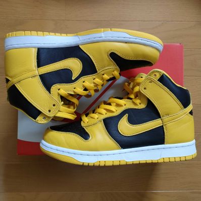 Nike Dunk High "Black/Varsity Maize"