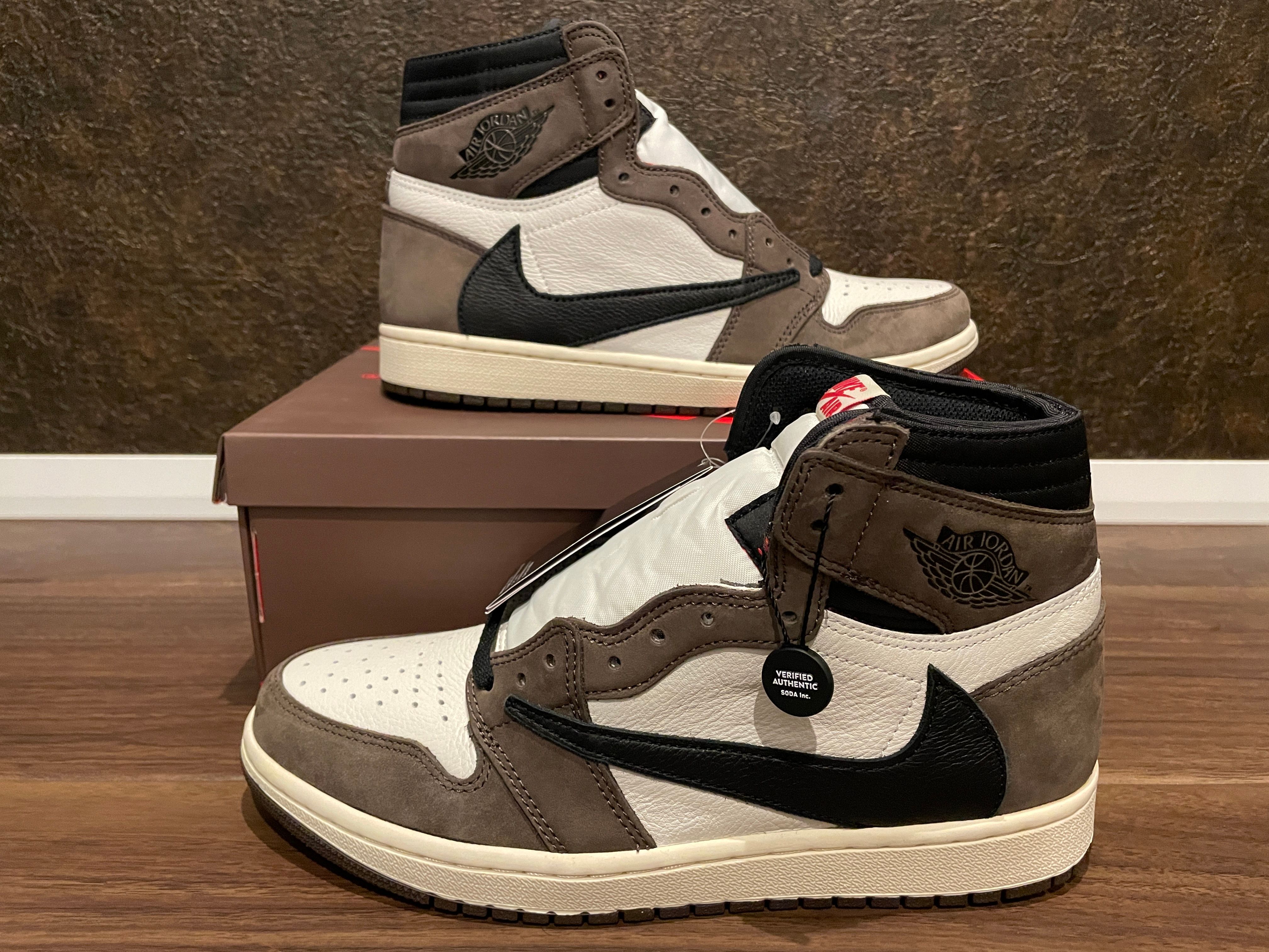 Travis Scott × Nike Air Jordan 1 Retro High OG TS SP "Sail/Dark Mocha"