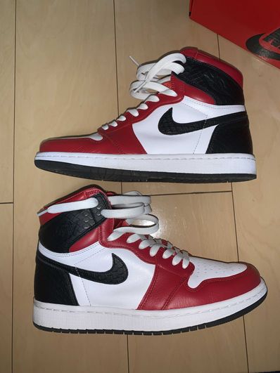 Nike Women's Air Jordan 1 High OG "Satin Red"