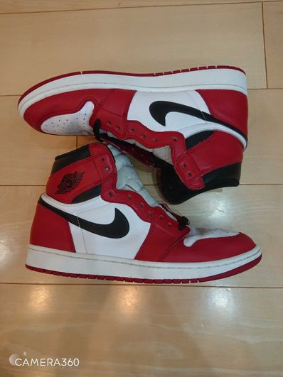 Nike Air Jordan 1 Retro High "Chicago" (2015)