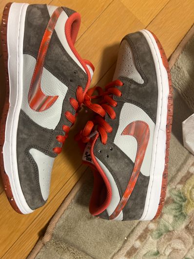 Crushed Skate Shop × Nike SB Dunk Low QS "Olive Grey/Mantra Orange"