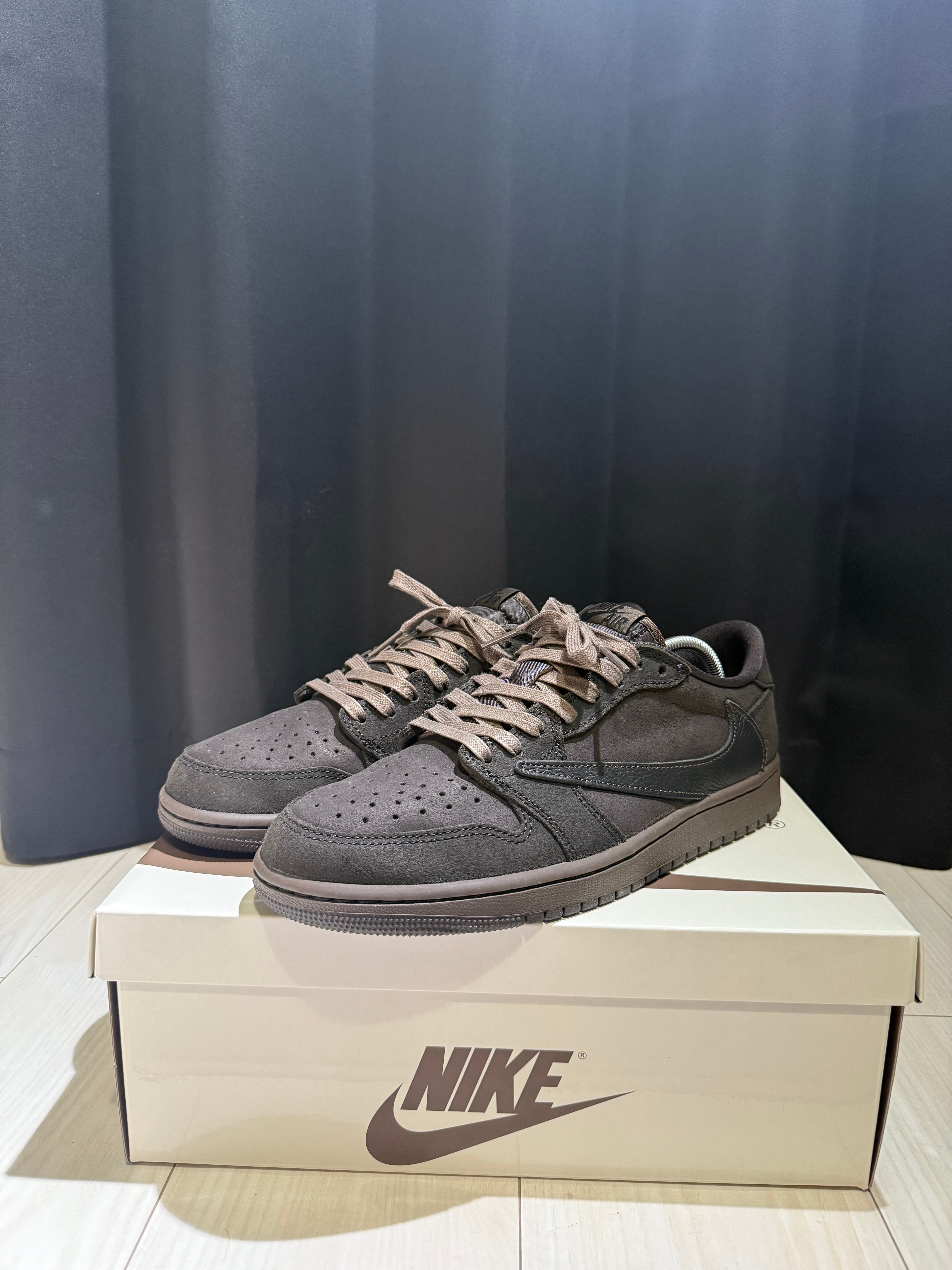 Travis Scott × Nike Air Jordan 1 Low OG SP "Velvet Brown and Dark Mocha"