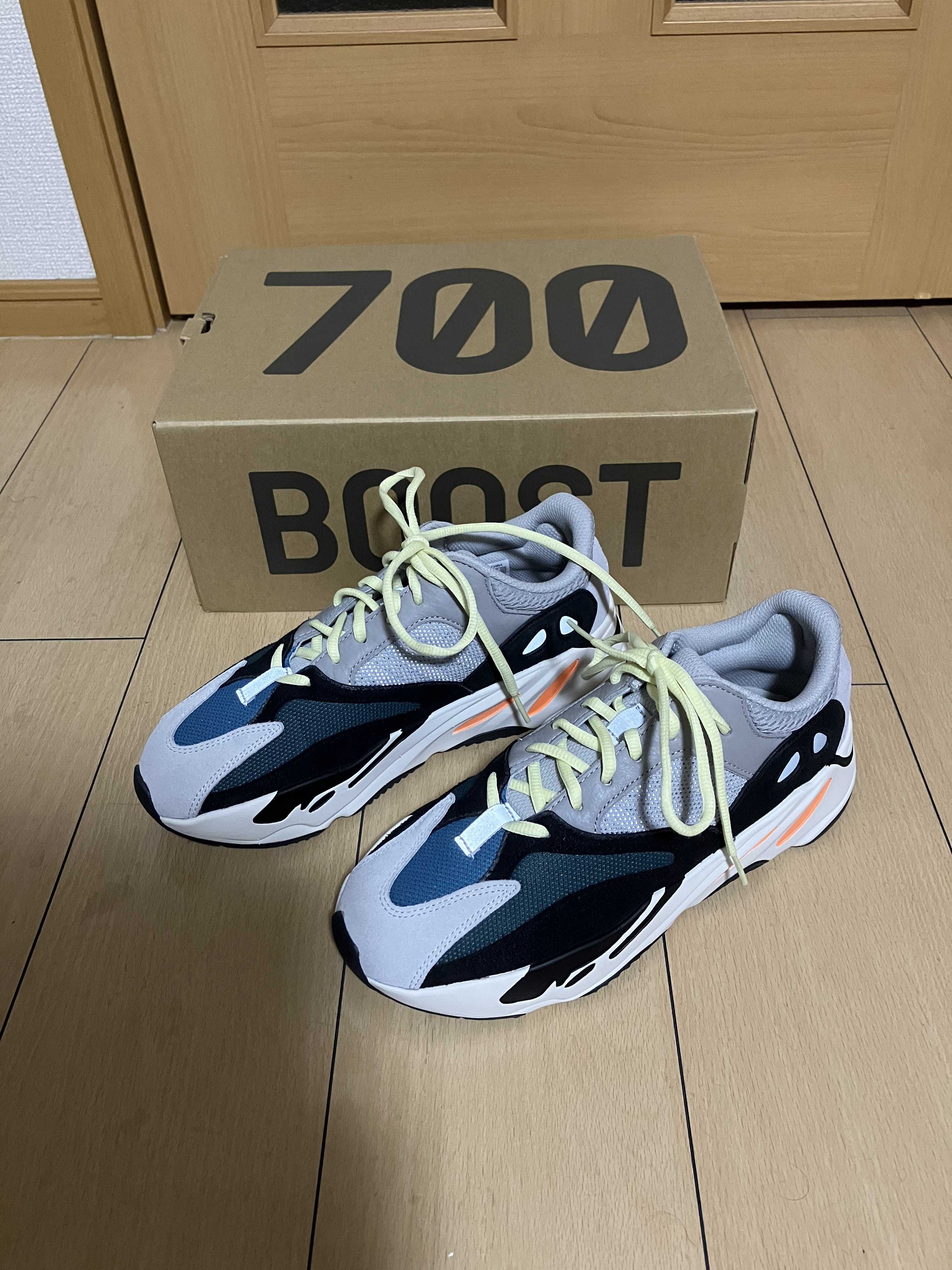 adidas YEEZY Boost 700 "Wave Runner"