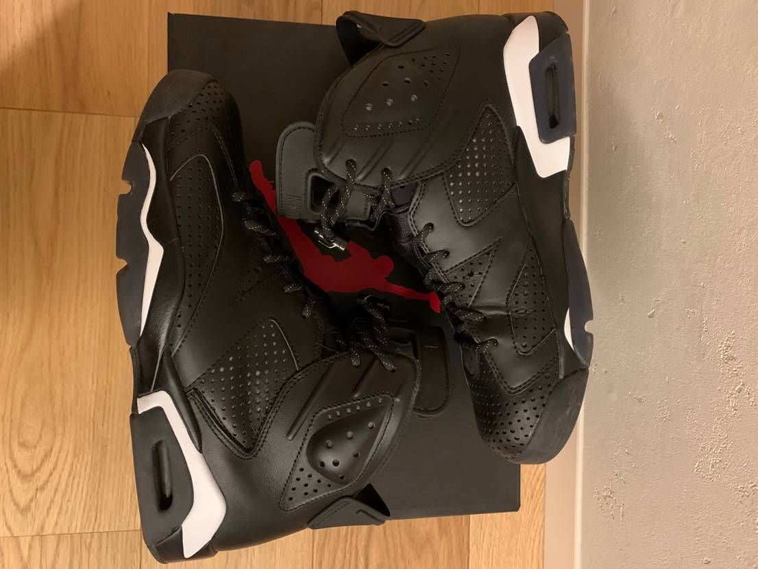 NIKE AIR JORDAN 6 RETRO "BLACK CAT"